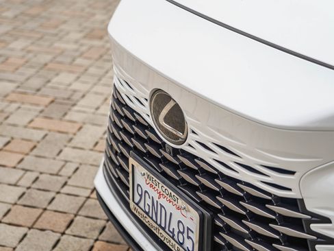 Used 2023 Lexus RX 350 Premium Plus image 3