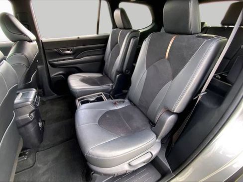 Certified 2024 Toyota Grand Highlander AWD Hybrid image 20