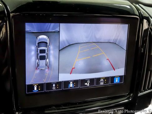 Used 2023 Chevrolet Traverse RS w/ LPO, Floor Liner Package image 18