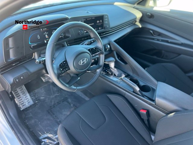 Used 2026 Hyundai Elantra Sport FWD image 11