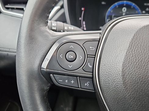 Used 2024 Toyota Corolla Cross XLE AWD/4WD image 24