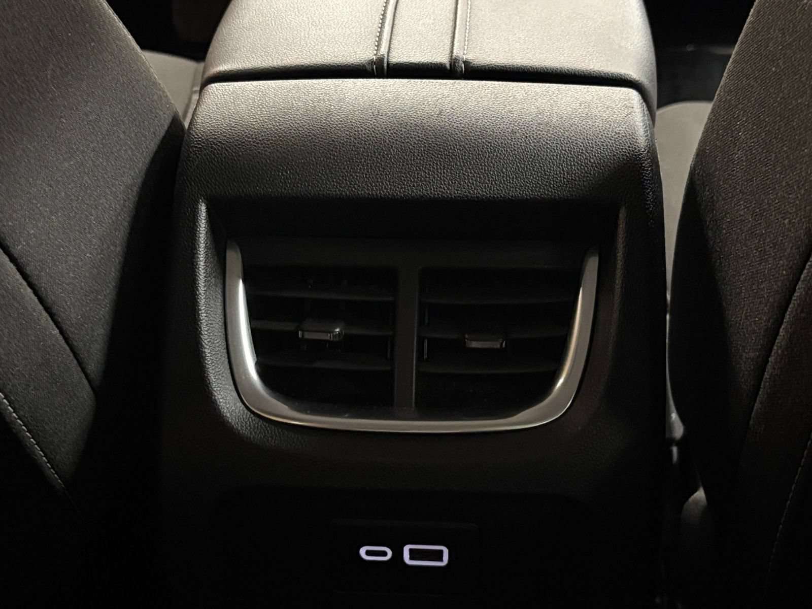 Used 2025 Chevrolet Blazer LT FWD image 22