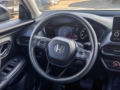 Certified 2024 Honda HR-V LX image 18