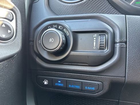 Used 2025 Jeep Wrangler Unlimited Rubicon 4xe w/ Convenience Group image 12