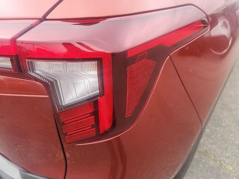 Certified 2024 Kia Seltos S FWD image 12