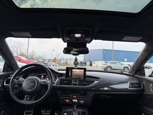 Used 2017 Audi RS 7 Prestige image 38