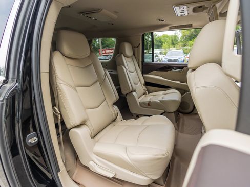 Used 2016 Cadillac Escalade ESV Premium AWD/4WD image 36