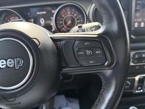 Used 2021 Jeep Wrangler Willys AWD/4WD image 26