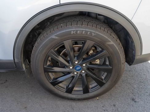 Used 2022 Ford Escape Titanium w/ Titanium Elite Package AWD/4WD image 26