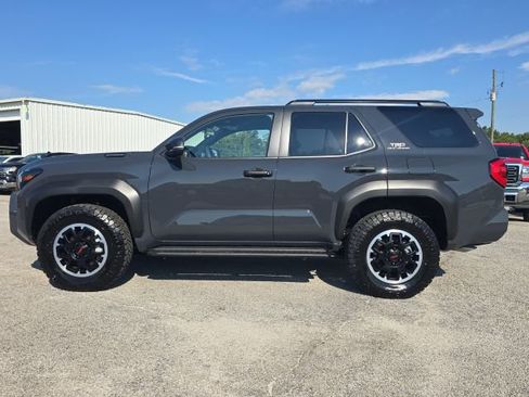 Used 2025 Toyota 4Runner Platinum image 2