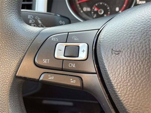 Used 2018 Volkswagen Atlas S image 22