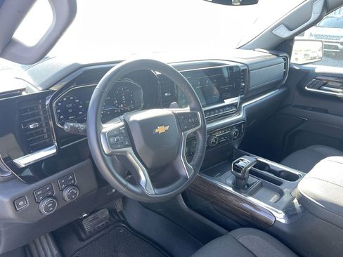 Certified 2024 Chevrolet Silverado 1500 LT image 10