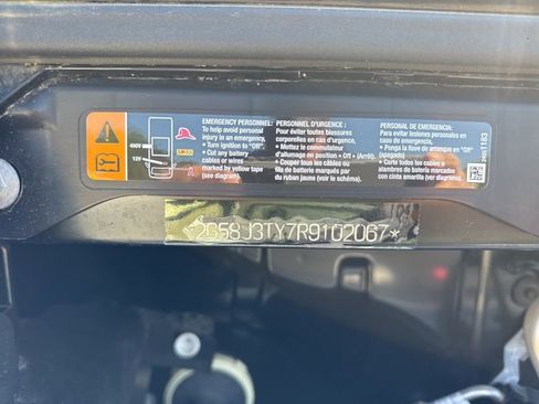 Used 2024 Chevrolet Brightdrop 600 w/ Commercial Equipment Package AWD/4WD image 29