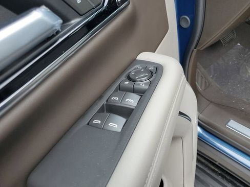 New 2026 GMC Yukon Elevation w/ Elevation Premium Package image 18