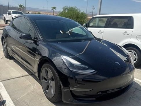 Used 2021 Tesla Model 3 Standard Range Plus RWD image 2