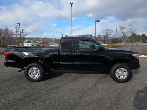 Certified 2023 Toyota Tacoma SR image 8