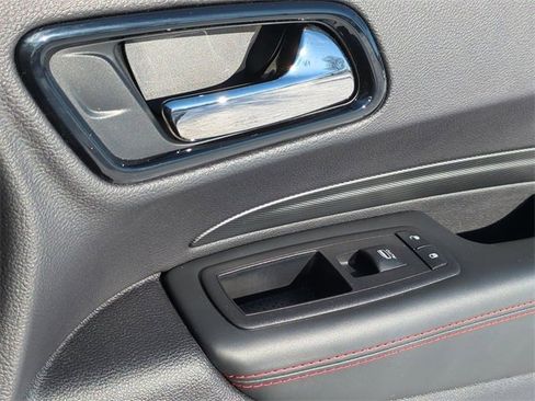 Used 2023 Dodge Durango R/T image 28