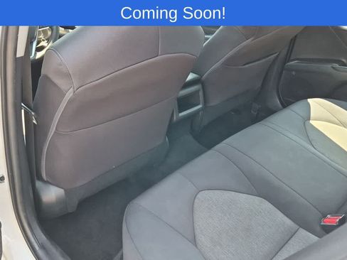 Used 2022 Toyota Camry LE FWD image 18
