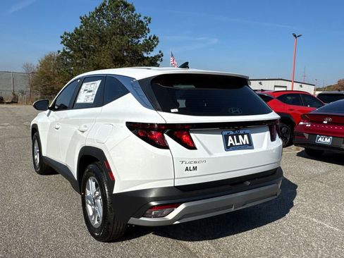 New 2026 Hyundai Tucson SE image 3