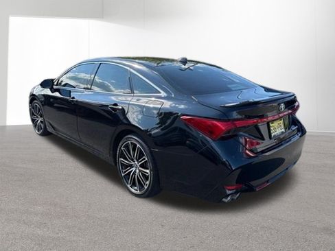 Used 2021 Toyota Avalon Touring FWD image 9