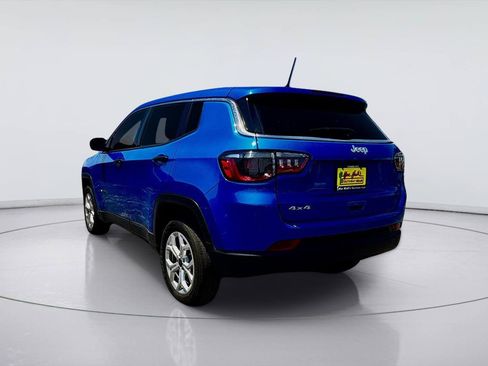 Used 2025 Jeep Compass Sport AWD/4WD image 7