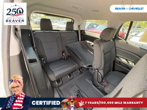 Used 2022 GMC Acadia SLE w/ Driver Convenience Package FWD image 23
