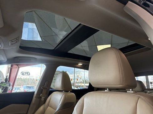 Used 2019 Nissan Murano Platinum w/ Cargo Package image 22