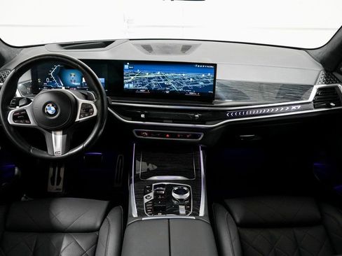 Used 2023 BMW X7 xDrive40i w/ Executive Package image 19