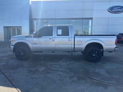 Used 2016 Ford F350 Platinum image 2