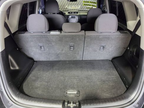Used 2016 Kia Soul FWD image 22
