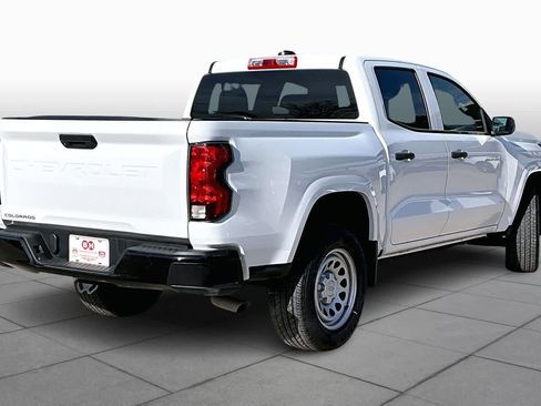 Used 2023 Chevrolet Colorado W/T image 12