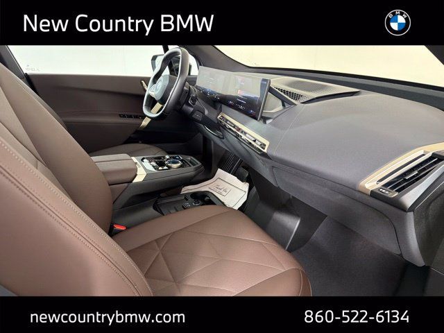 Used 2024 BMW iX xDrive50 w/ Sport Package AWD/4WD image 17