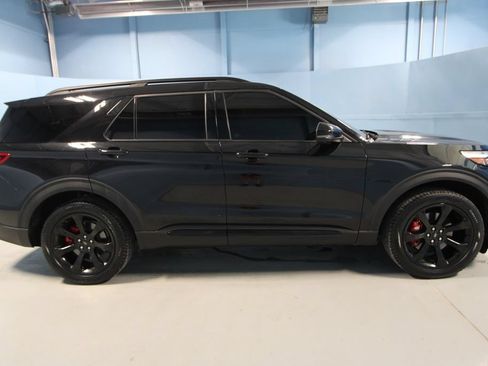 Used 2023 Ford Explorer ST w/ Equipment Group 401A AWD/4WD image 38