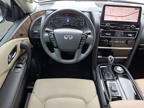 Certified 2024 INFINITI QX80 Premium Select w/ Cargo Package AWD/4WD image 12