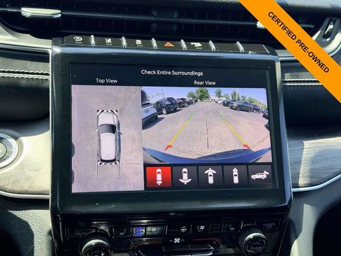 Certified 2023 Jeep Grand Cherokee L Limited w/ Luxury Tech Group II AWD/4WD image 18