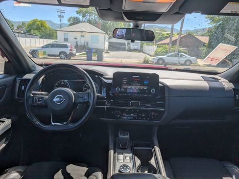 Used 2023 Nissan Pathfinder Rock Creek AWD/4WD image 8