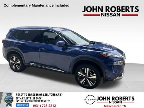 Used 2021 Nissan Rogue Platinum FWD image 1