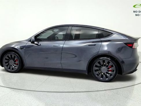 Used 2024 Tesla Model Y Performance AWD/4WD image 5