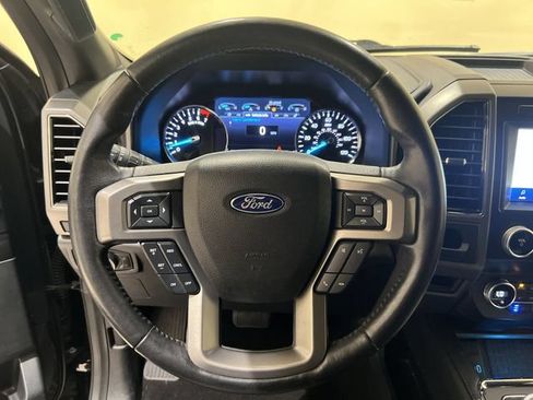 Used 2021 Ford Expedition XLT RWD image 10