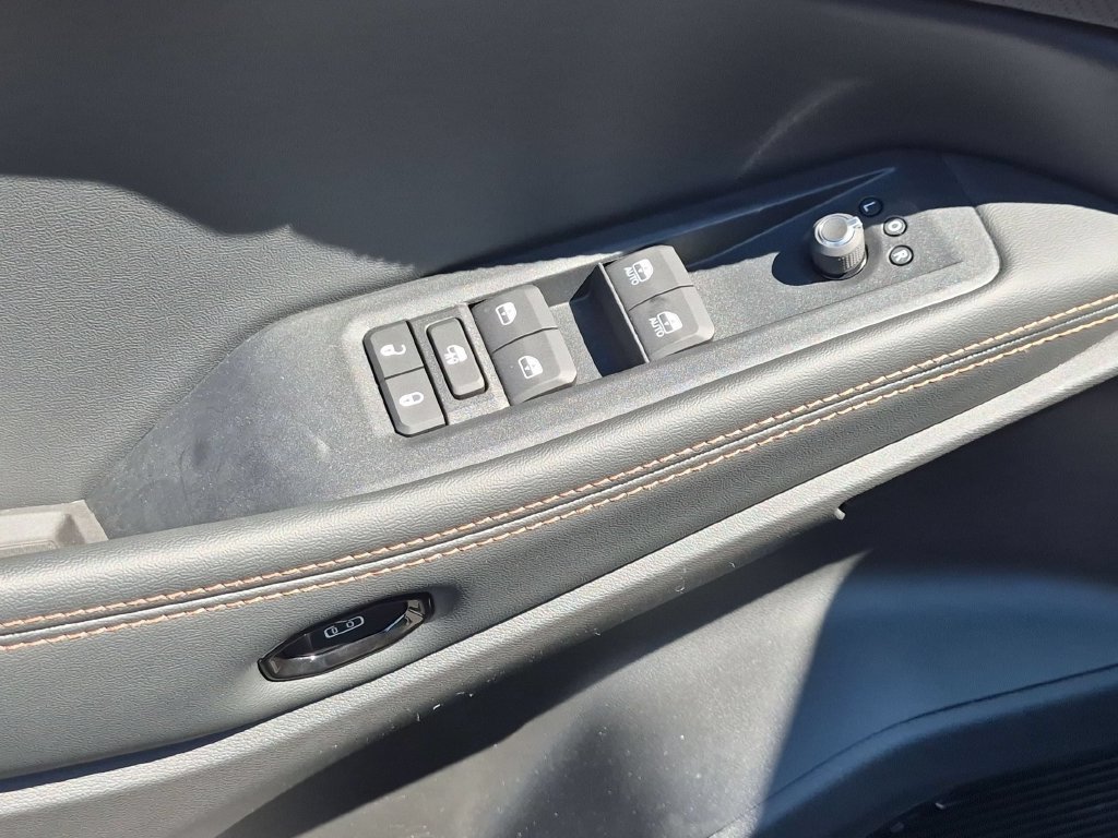 Used 2026 Jeep Cherokee Limited AWD/4WD image 9