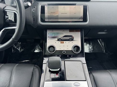Used 2023 Land Rover Range Rover Velar S image 15