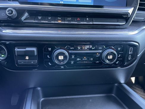 Used 2024 Chevrolet Silverado 3500 LTZ w/ LTZ Plus Package image 12