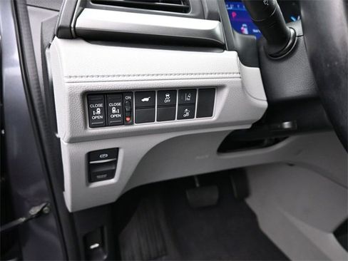 Used 2019 Honda Odyssey EX-L image 26
