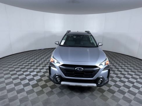 Used 2023 Subaru Outback Touring XT image 3