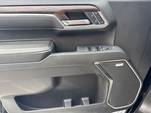 Used 2024 GMC Sierra 1500 SLT w/ SLT Premium Plus Package image 27