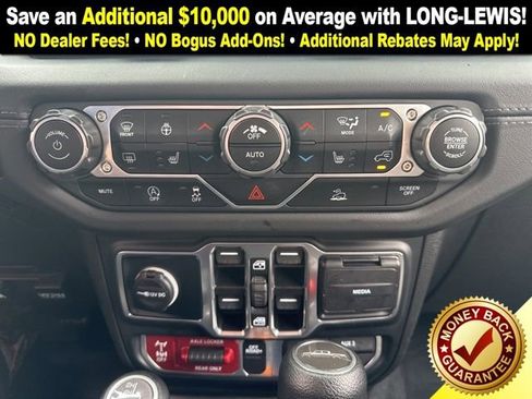 Used 2024 Jeep Gladiator Mojave w/ Technology Group image 25