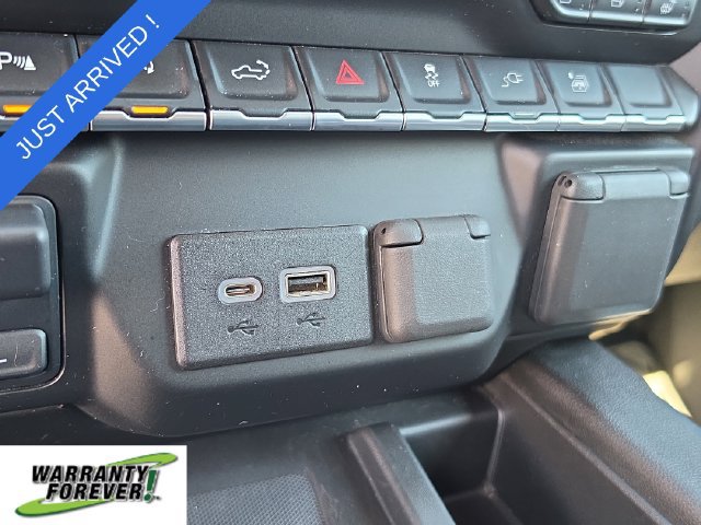 Used 2022 Chevrolet Silverado 1500 LTZ w/ LTZ Convenience Package II RWD image 26