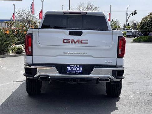 Used 2022 GMC Sierra 1500 SLT AWD/4WD image 10