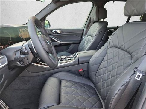 Used 2026 BMW X5 xDrive40i w/ M Sport Package AWD/4WD image 4