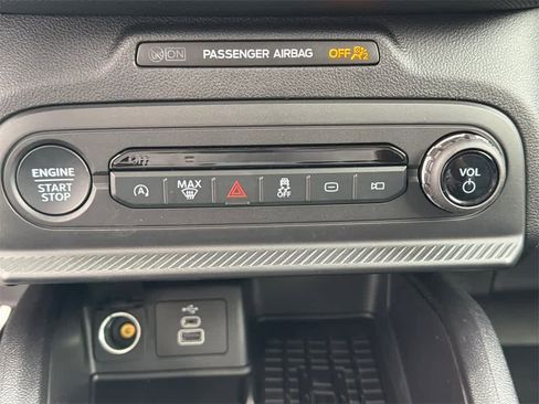 New 2025 Ford Bronco Sport Heritage w/ Convenience Package image 28